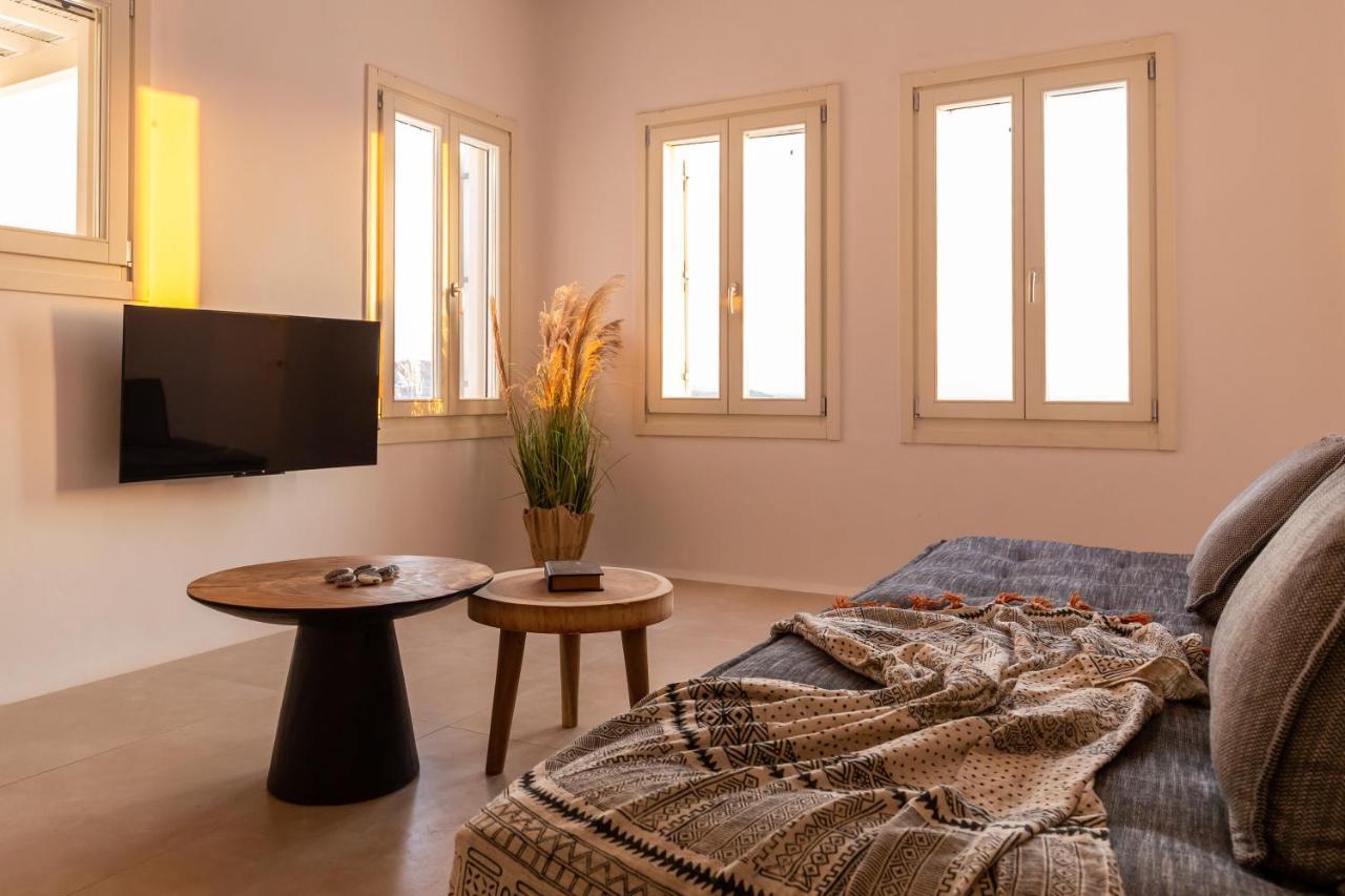 Namaste Boutique Apartments Mykonos Tourlos Exterior photo