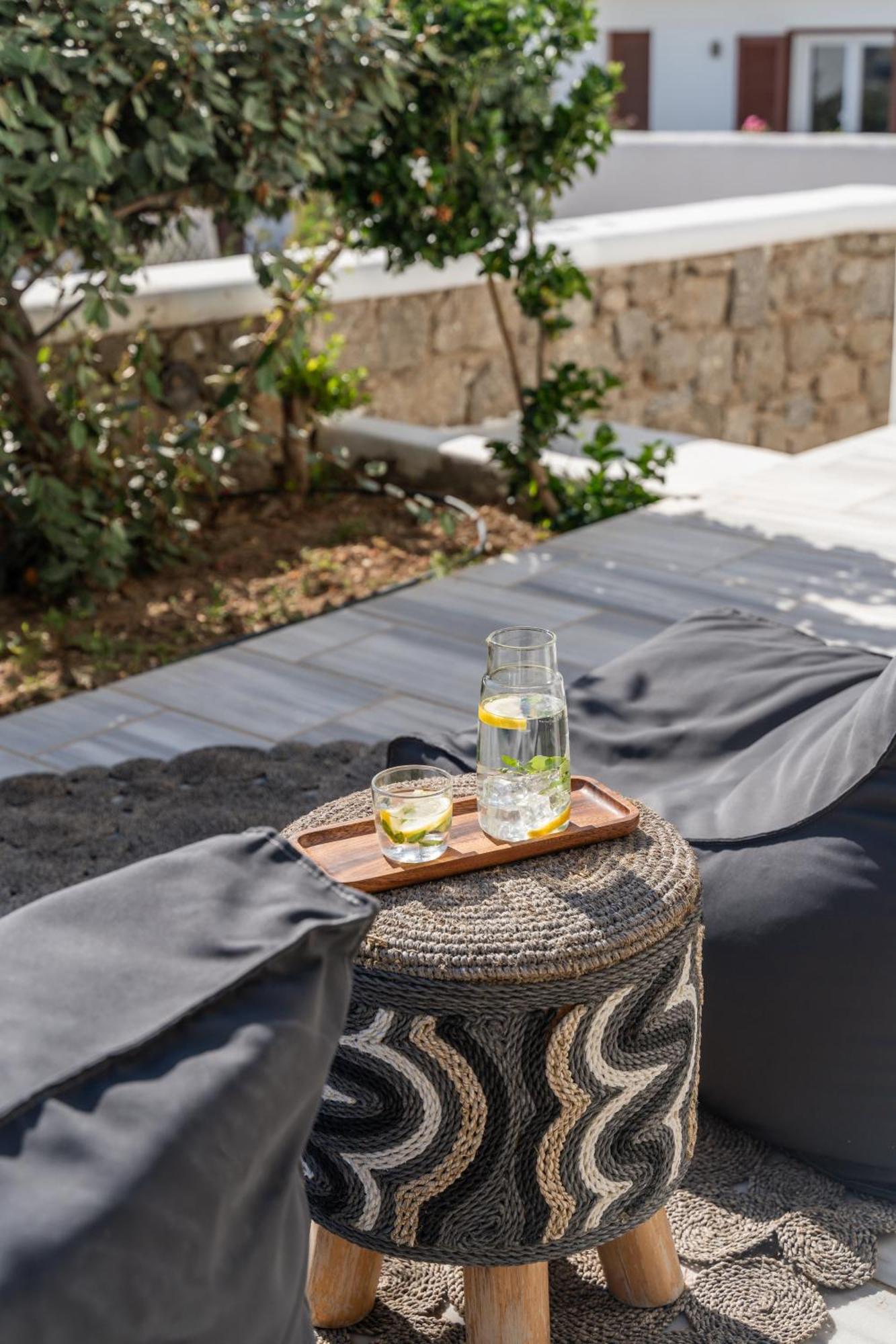Namaste Boutique Apartments Mykonos Tourlos Exterior photo